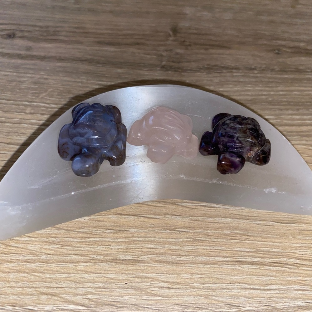 Mini turtles 🐢🐢 crystals - Picture 2 of 3
